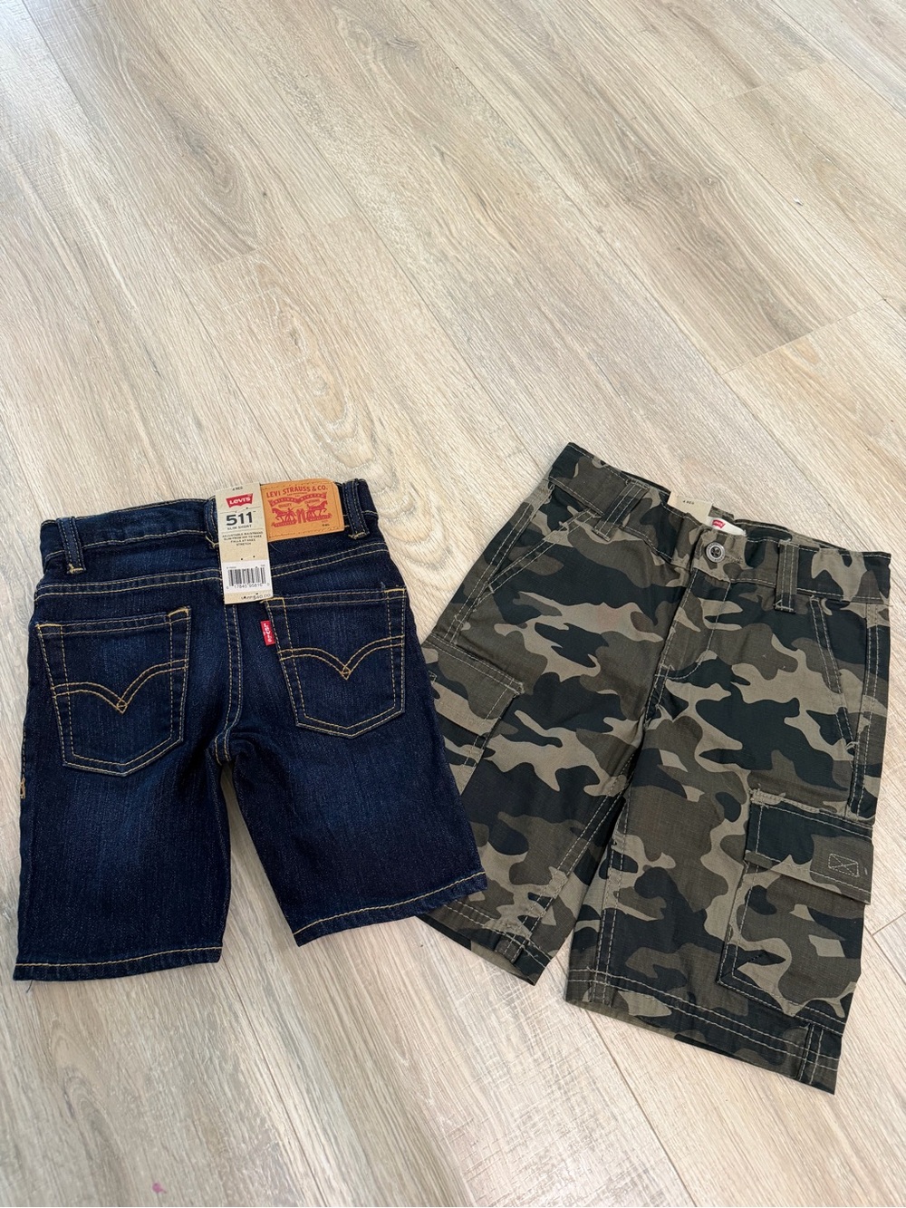 New Levi’s 511 camouflage shorts and dark wash shorts 4t